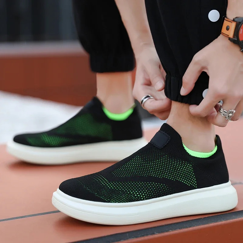 Running shoes Casual sneakers  - đánh giá và giá Running Cap Lightweight